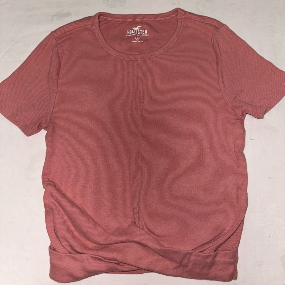Hollister Coral Short Sleeve Tee